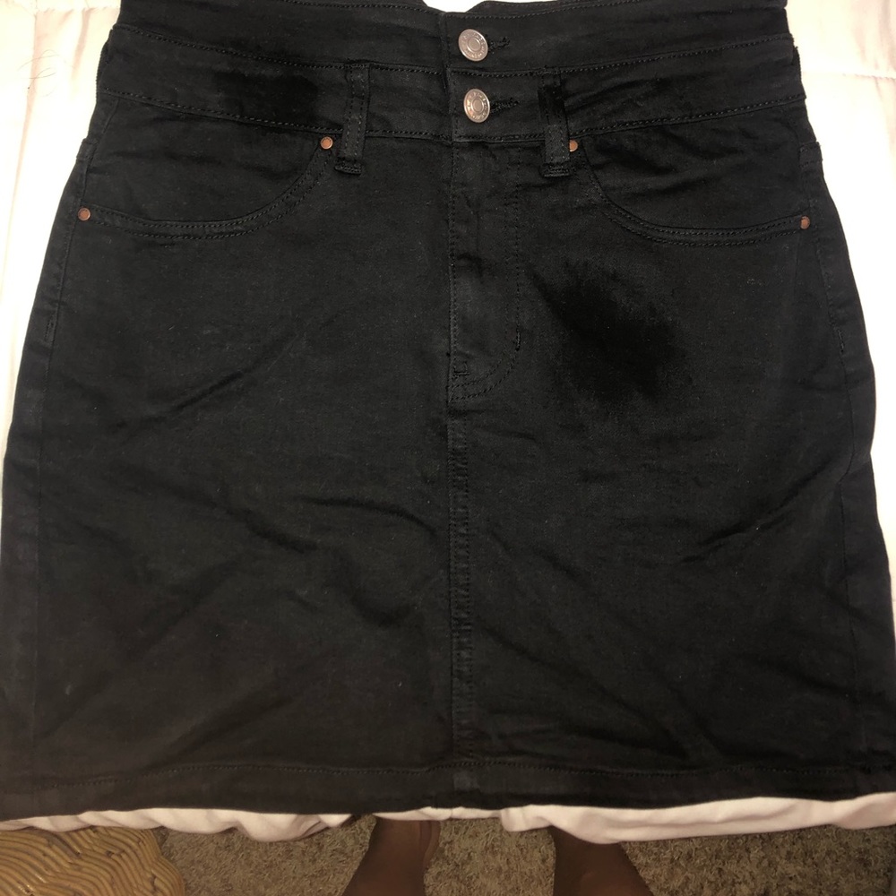 black jean stretchy skirt